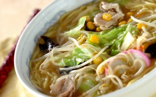 TlC y10ȓōzȒPȁuт̃Vs 22Iv˗ށEїށEpނȂǈiő喞I