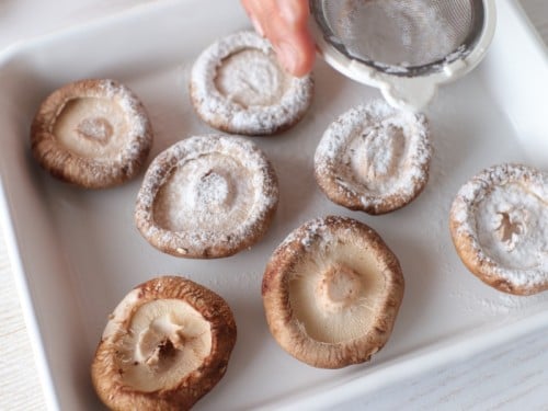 うまみじゅわーっと!しいたけ肉詰め 黄身添えの作り方2