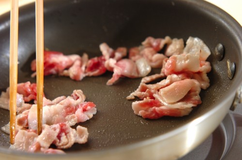 豚ニラキムチ卵炒めの作り方2
