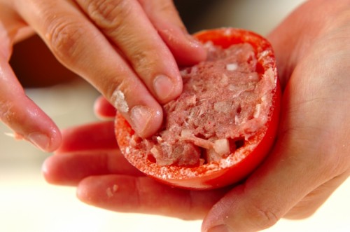 トマトの肉詰めの作り方2