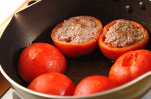 トマトの肉詰めの作り方3