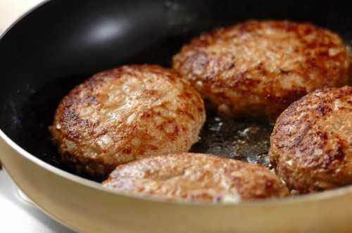 アボカドのせハンバーグの作り方3