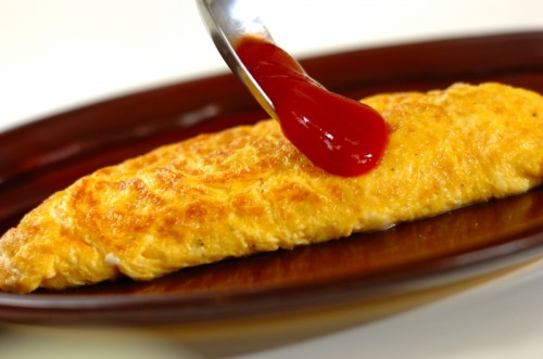簡単!たっぷりチーズのふわふわオムレツ by 杉本 亜希子さんの作り方3