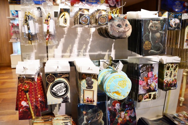 fwAXECE_[h^Ԃ̗xߑ̓W̗lqi615`28܂Łj(C)2016 Disney