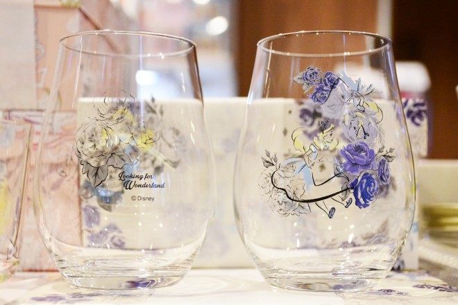 fwAXECE_[h^Ԃ̗xߑ̓W̗lqi615`28܂Łj(C)2016 Disney