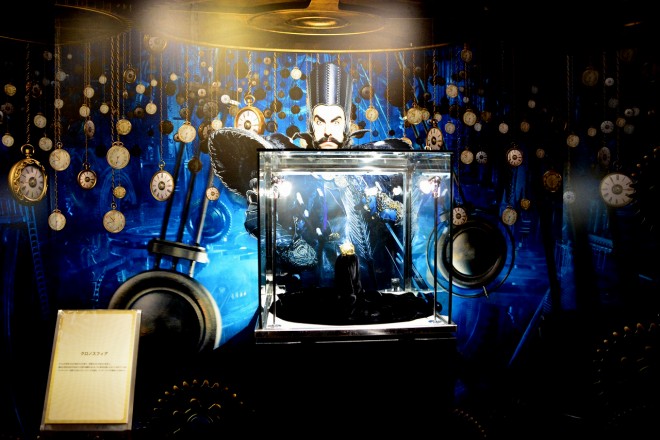 fwAXECE_[h^Ԃ̗xߑ̓W̗lqi615`28܂Łj(C)2016 Disney