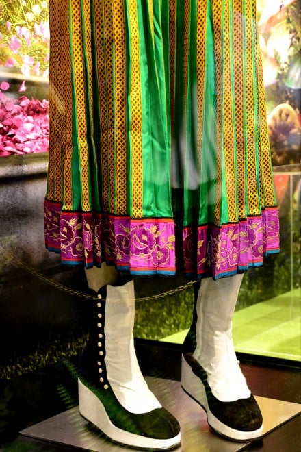 AẌߑ^fwAXECE_[h^Ԃ̗xߑ̓Wi615`28܂Łj(C)2016 Disney