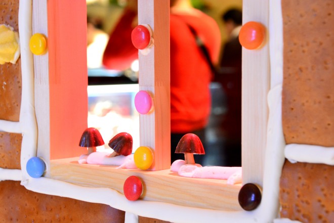 �z�e���w�U�E���b�c�E�J�[���g�������x�̃J�t�F���E���W�w�J�t�F���f���x�i1�K�j����������َq�̉Ƃ̂悤�ɂ����ǂ����W���W���[�u���b�h�n�E�X���o��i�����E�`��^12��25���܂Łj