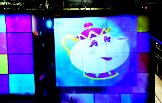 �wDisney CRYSTAL MAGIC �v���W�F�N�V�����}�b�s���O�x�i��q�ʐ색�C�Y�^�����E���c�J��^12��10���܂Łj