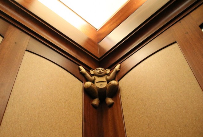 gltlnC̓`̗dhȂƂɉBĂ܂