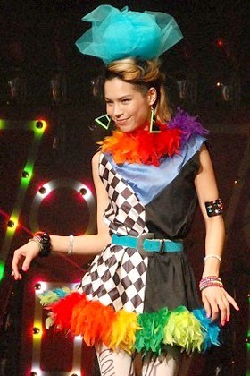 ViVi Night 2012ɓoꂵї}[