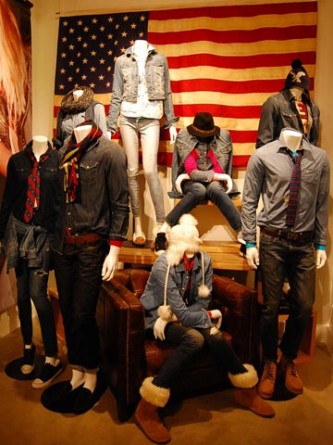 TlC AMERICAN EAGLE OUTFITTERS@rܓX