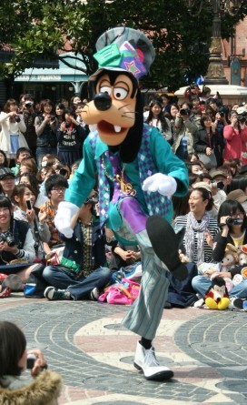 C[X^[ECEj[[NyfBYj[V[z