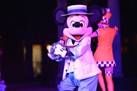 C[X^[ECEj[[NyfBYj[V[zOFFICIAL