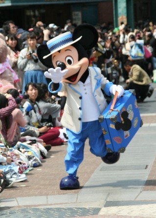 C[X^[ECEj[[NyfBYj[V[z