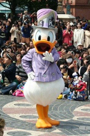 C[X^[ECEj[[NyfBYj[V[z