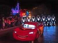 ペイント・ザ・ナイト・パレード(c)Disney／Pixar