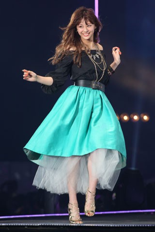 ܂yKOBE COLLECTION meets TOKYO GIRLS COLLECTION STAGEz