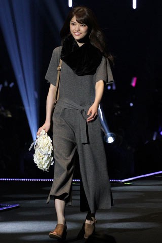 �yCECIL McBEE�z�������F���i�T�؍�46�j