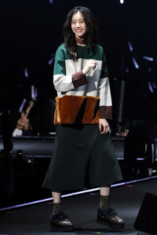 �yMURUA�z�V�ؗD�q