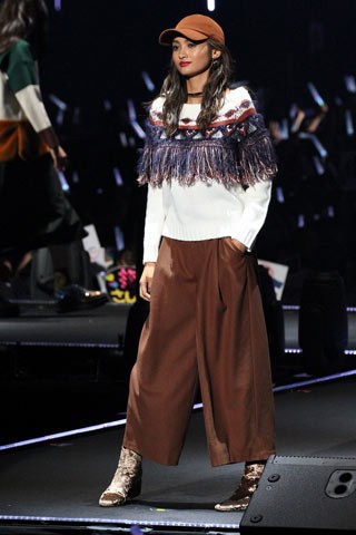 �yMURUA�z���썹��