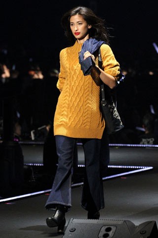 �yMURUA�z���܈�