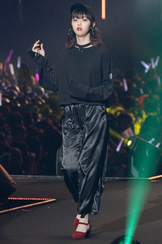 �yWEGO�z�]��򈤔�