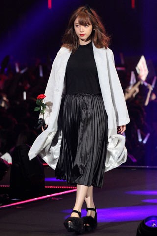 �yE hyphen world gallery Bonbon�z���{�ށX���i�T�؍�46�j