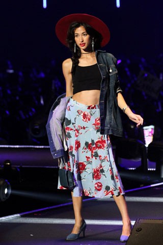 �yDRWCYS�z�����f�B�[�m�q