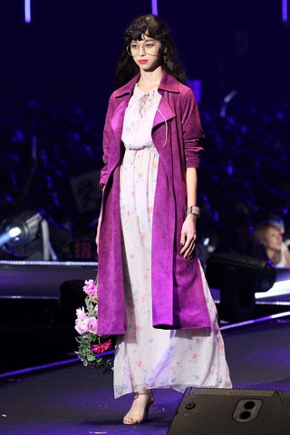 �yDRWCYS�z���������