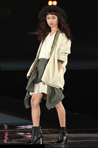 �yUngrid�z�{�镑