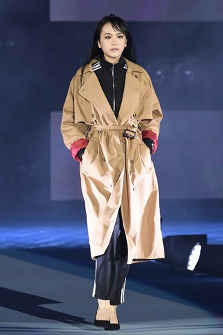 �yBershka�z���䈤�