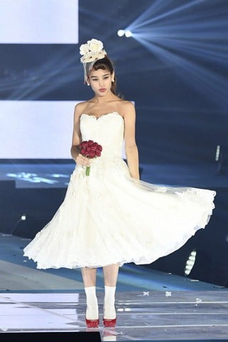 �ysweet�~FOUR SIS��CO�D�z�������j�J