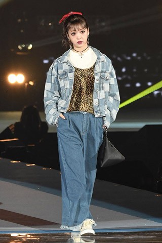 �ySPINNS�z���c�j�R��