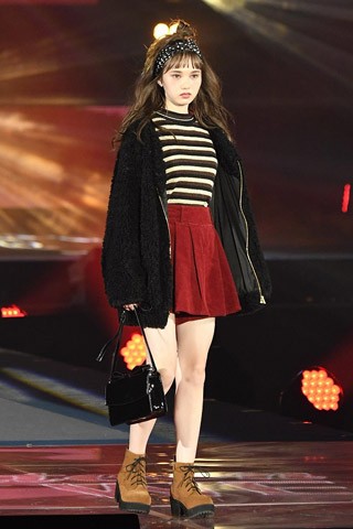 �ySeventeen�~WEGO�z�}�[�V����