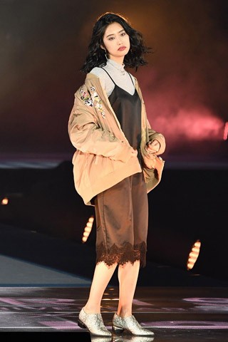 �yNYLON JAPAN�~EVRIS3���N�z���c�݂̂�