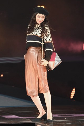 �yNYLON JAPAN�~EVRIS3���N�z�K�c����