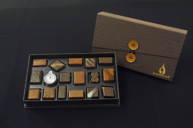 wAbV ZNV 17xiŔiF5000~j^ VR hD AbV