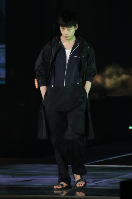 yMENfS NON-NO~MISTERGENTLEMANzY