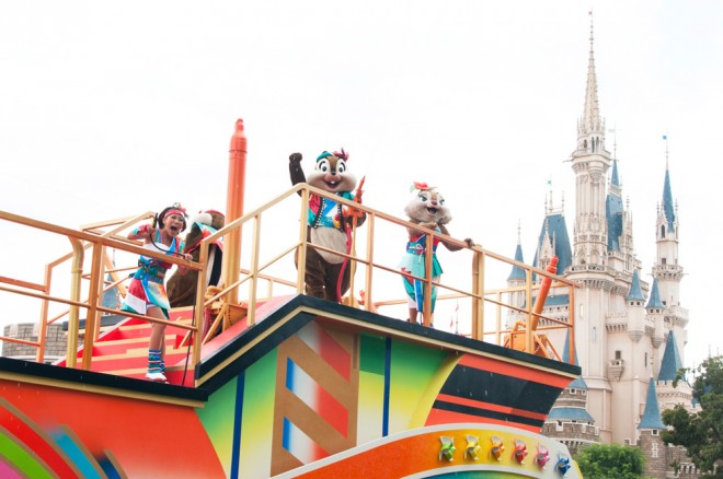 ʂ̐Ԃ𗁂тĊyށufBYj[čՂv