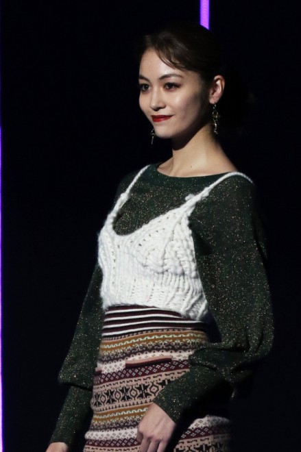 iE-girls^Happiness)^uSLYv