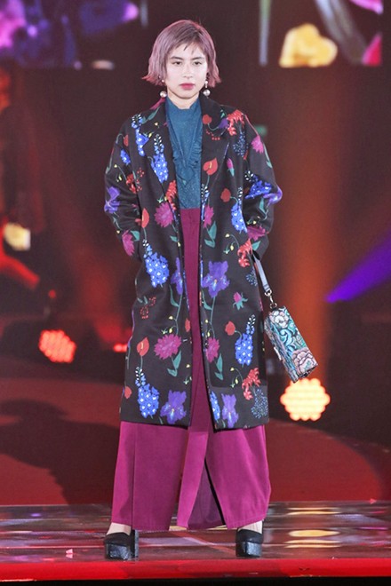 u^NYLON JAPANuEVRISv