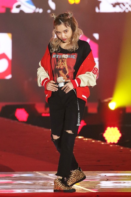 NYLON JAPANuHysteric Glamourv