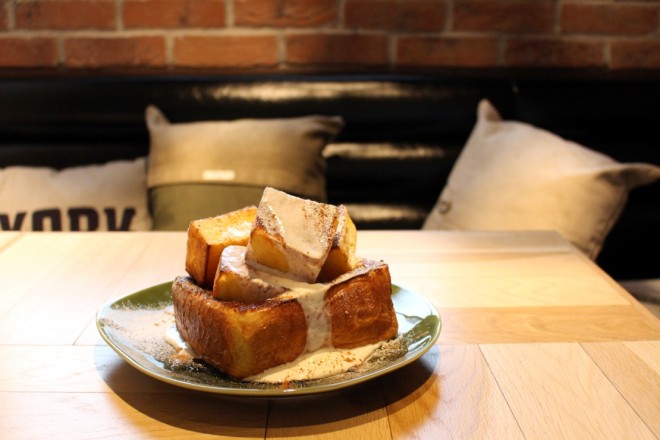 EaJuREISM STANDiY X^hjv́wt`g[Xgxi800j