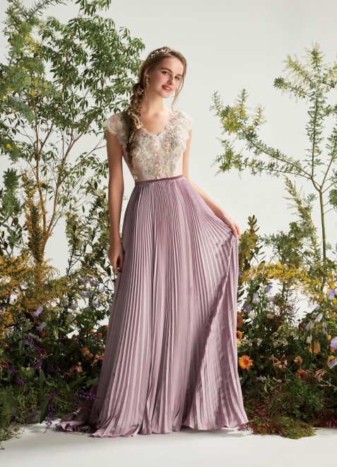画像 写真 キュートなドレスが勢ぞろい ディズニー ウエディングドレスコレクション 142枚目 Eltha エルザ