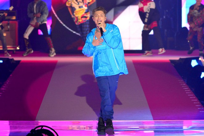 wLIVExEXILE SHOKICHI