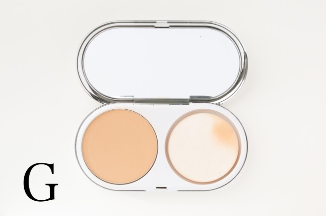 iG)MAC̃Cgt C+ SPF 30 t@f[V