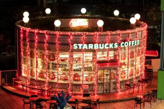 X^õCgAbvX܁uNX}X P[L C~l[Vv@ꏊFX^[obNX R[q[uh[VeB N[AXv@JÊԁF111i؁j`124i΁j@_ԁF16:00`24:00