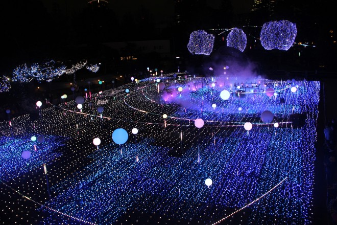 LȎŐLɍLFԂC[WC~l[VuX^[CgK[f2018v@ꏊF~bh^E@JÊԁF 1113()`1225()@_ԁF17:00`23:00