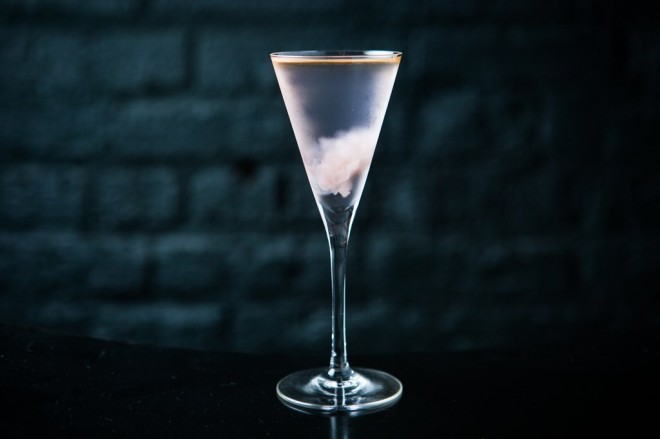 wSpring ShoweriXvOV[jxiŔ2000~^3KuARRIVIAMO BARv񋟁j